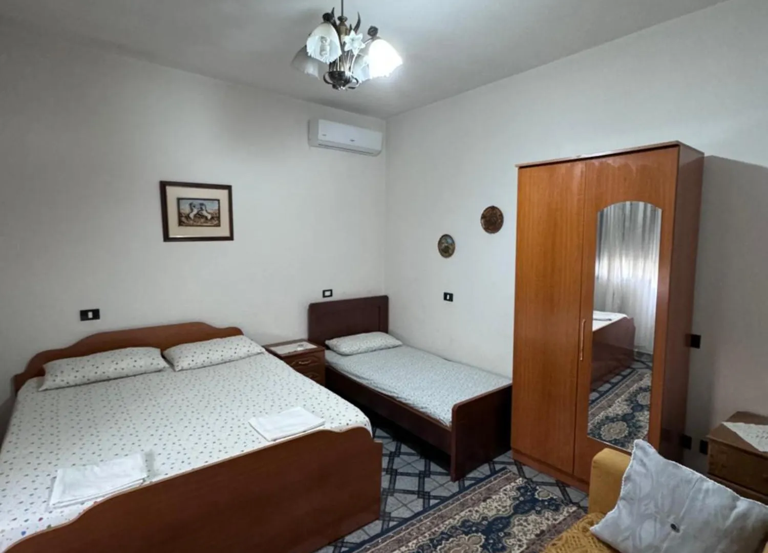 The Grandmother Villa Durres 0*,  Albania
