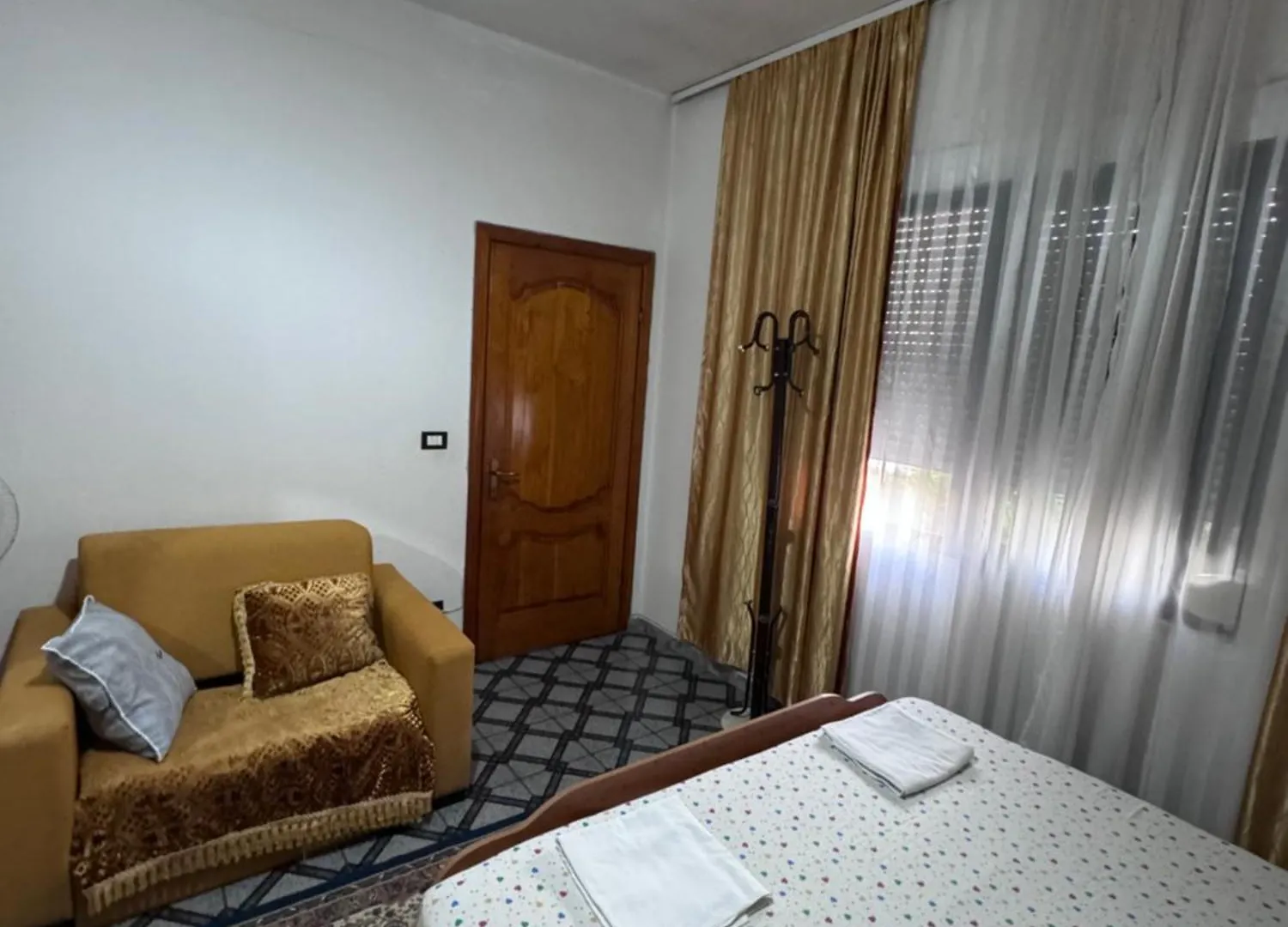 Guest house The Grandmother Villa Durres Albania